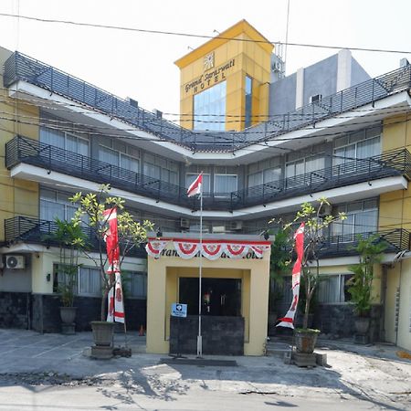 Reddoorz Plus @ Singosari Raya Semarang Luaran gambar